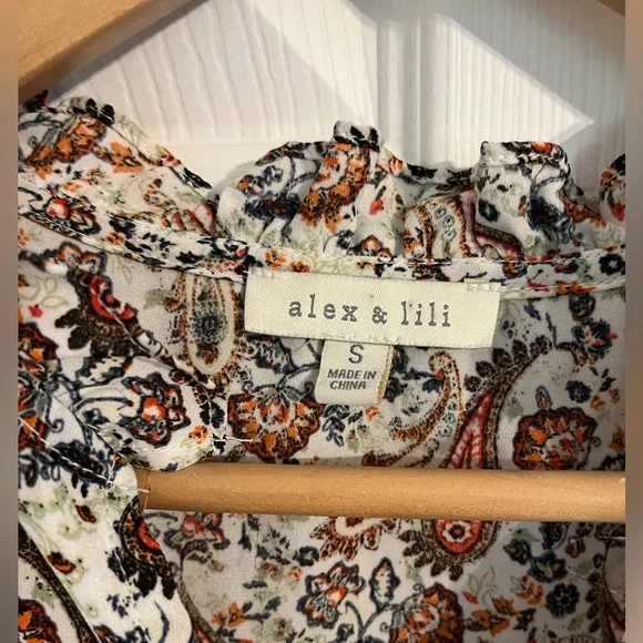 Floral paisley blouse - Picture 3 of 6